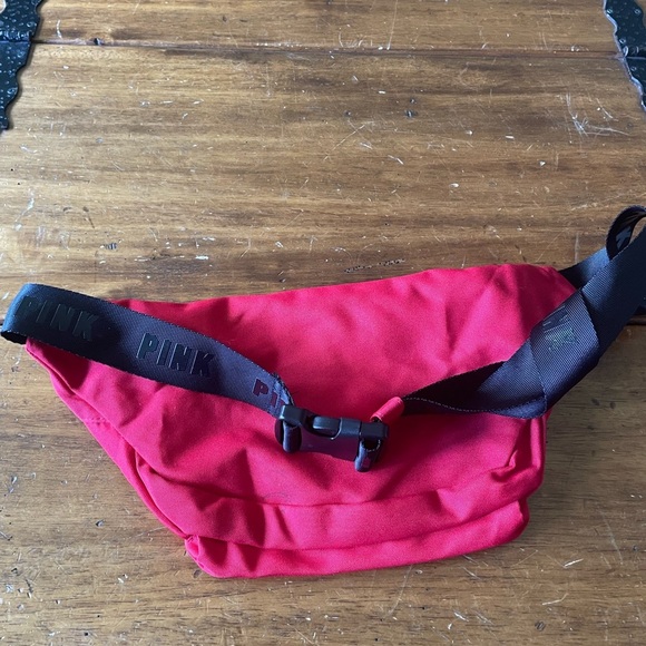 Victoria's Secret PINK Fanny Pack Waist Belt Bag Red Black - Picture 6 of 9